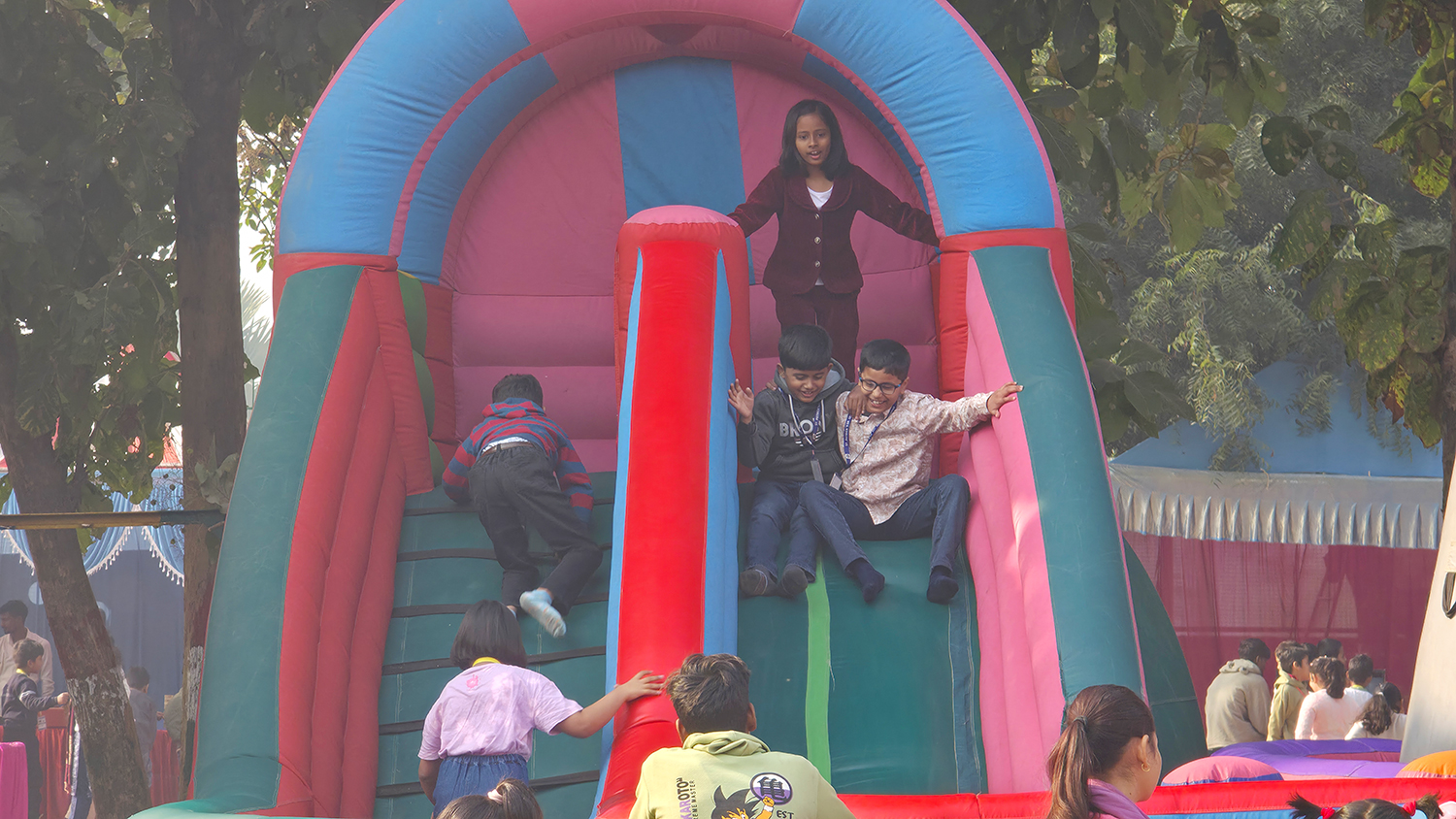 Exciting Campus Picnic Brings Smiles to Classes I to III