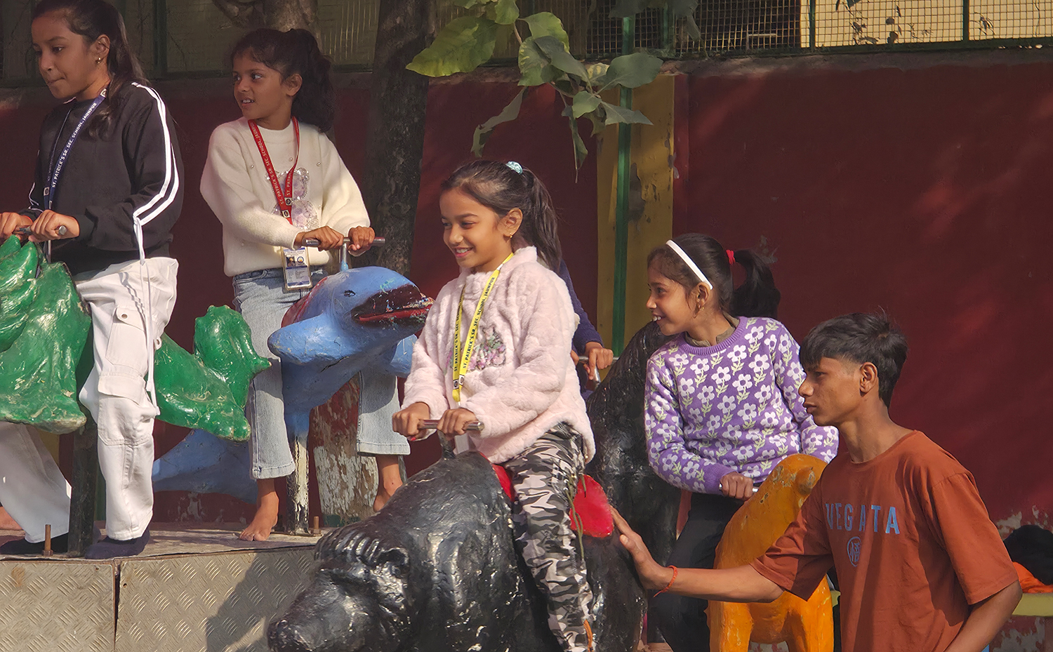 Exciting Campus Picnic Brings Smiles to Classes I to III