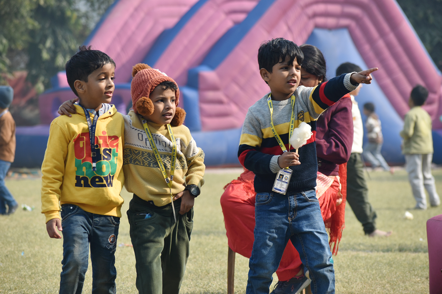 Smiles All Around: KG Campus Picnic