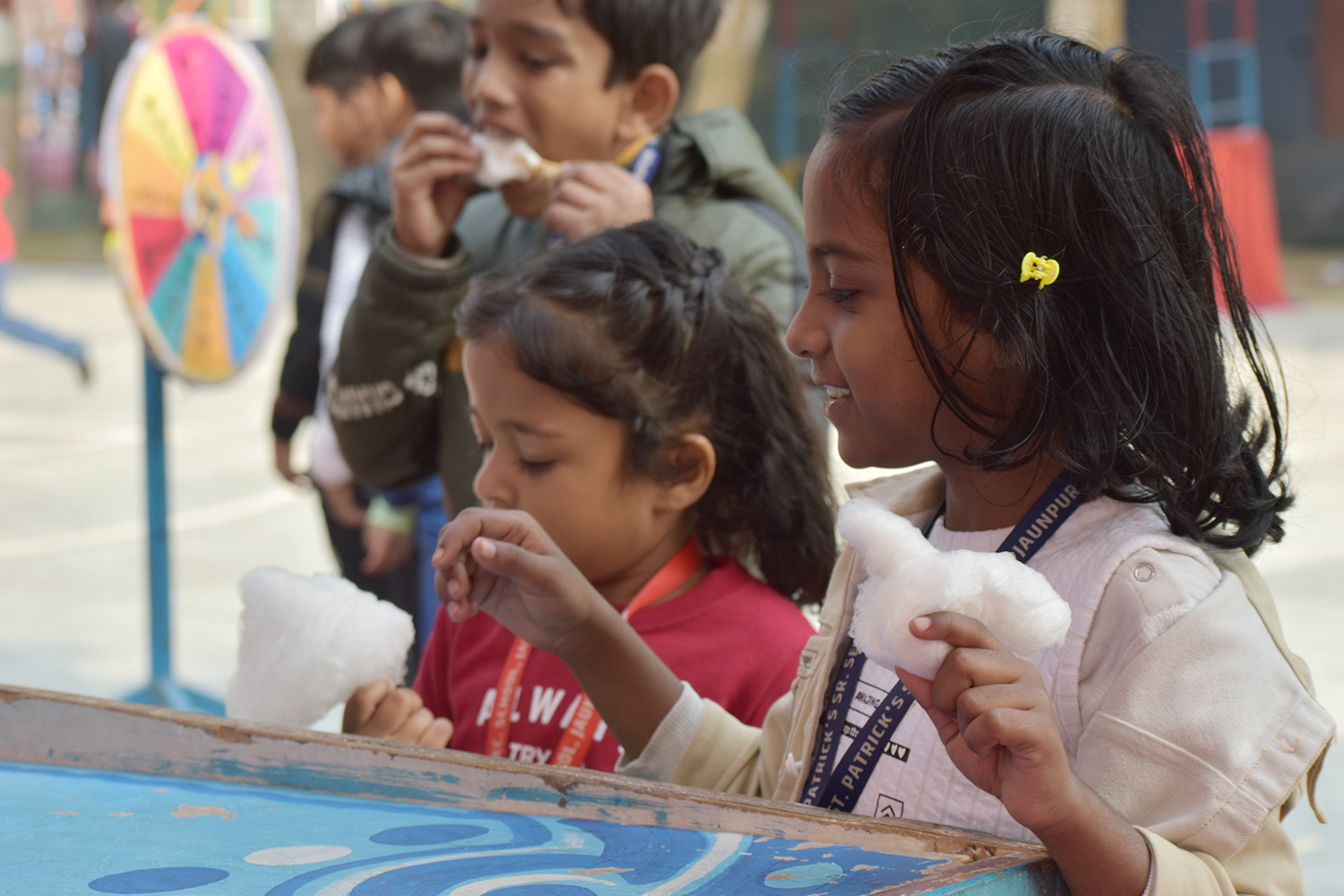 Smiles All Around: KG Campus Picnic