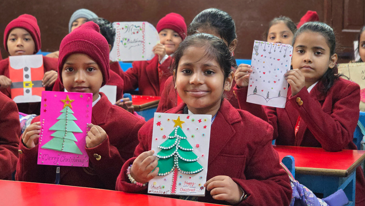 Joyful Christmas Coloring Activity for Young Learners
