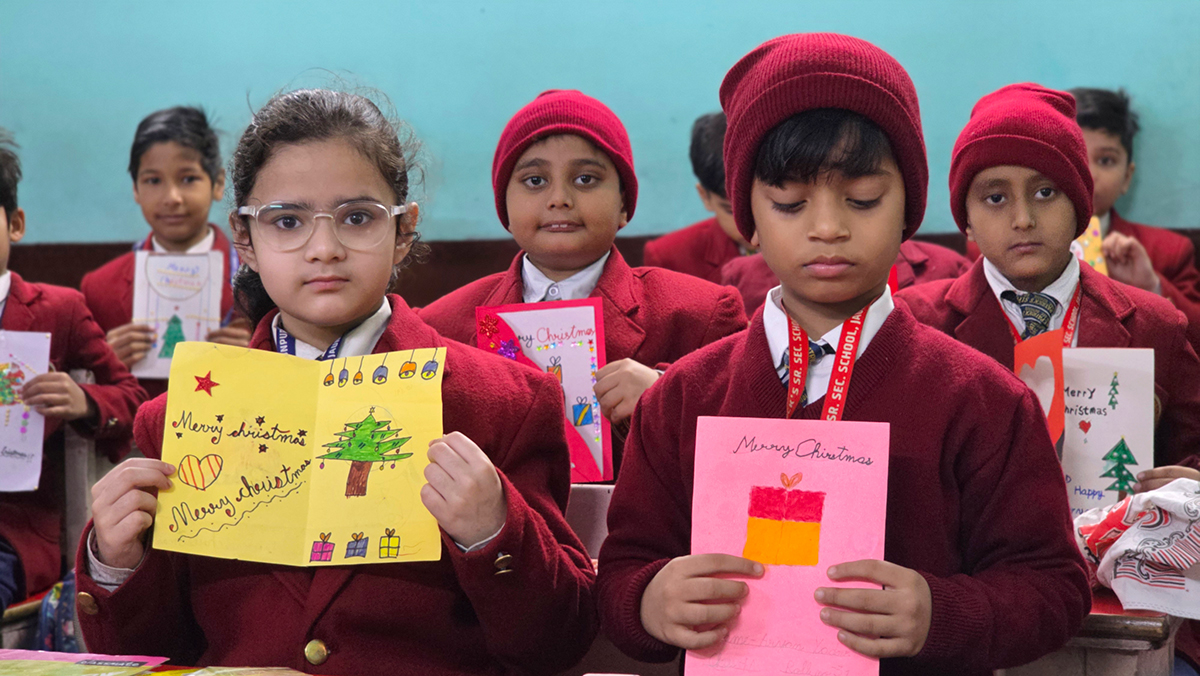 Joyful Christmas Coloring Activity for Young Learners