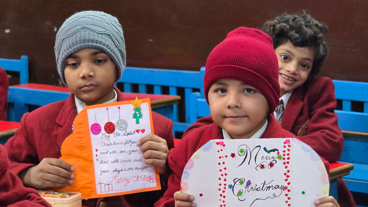 Joyful Christmas Coloring Activity for Young Learners